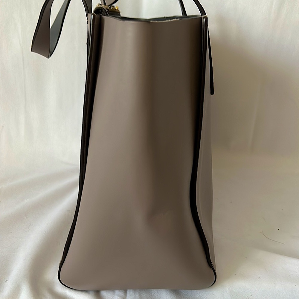 Kate Spade Authentic Gorgeous Light Gray/Taupe Leather Bag Purse 🌺🌺 - Picture 6 of 16
